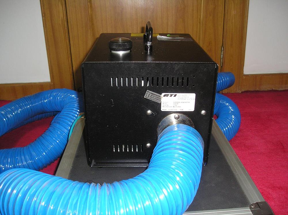 Аерозолен генератор отзад r.jpg Aerosol generator backside r.jpg